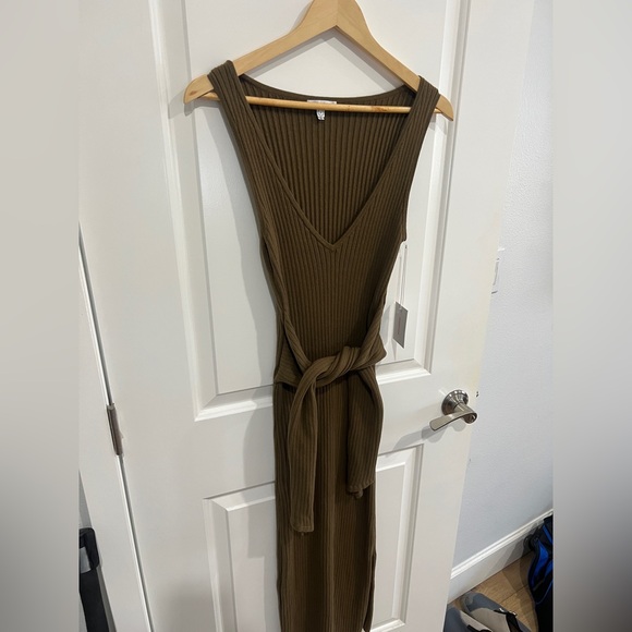 Good American Tie Waist Max Dress (sz 0) - Picture 3 of 5